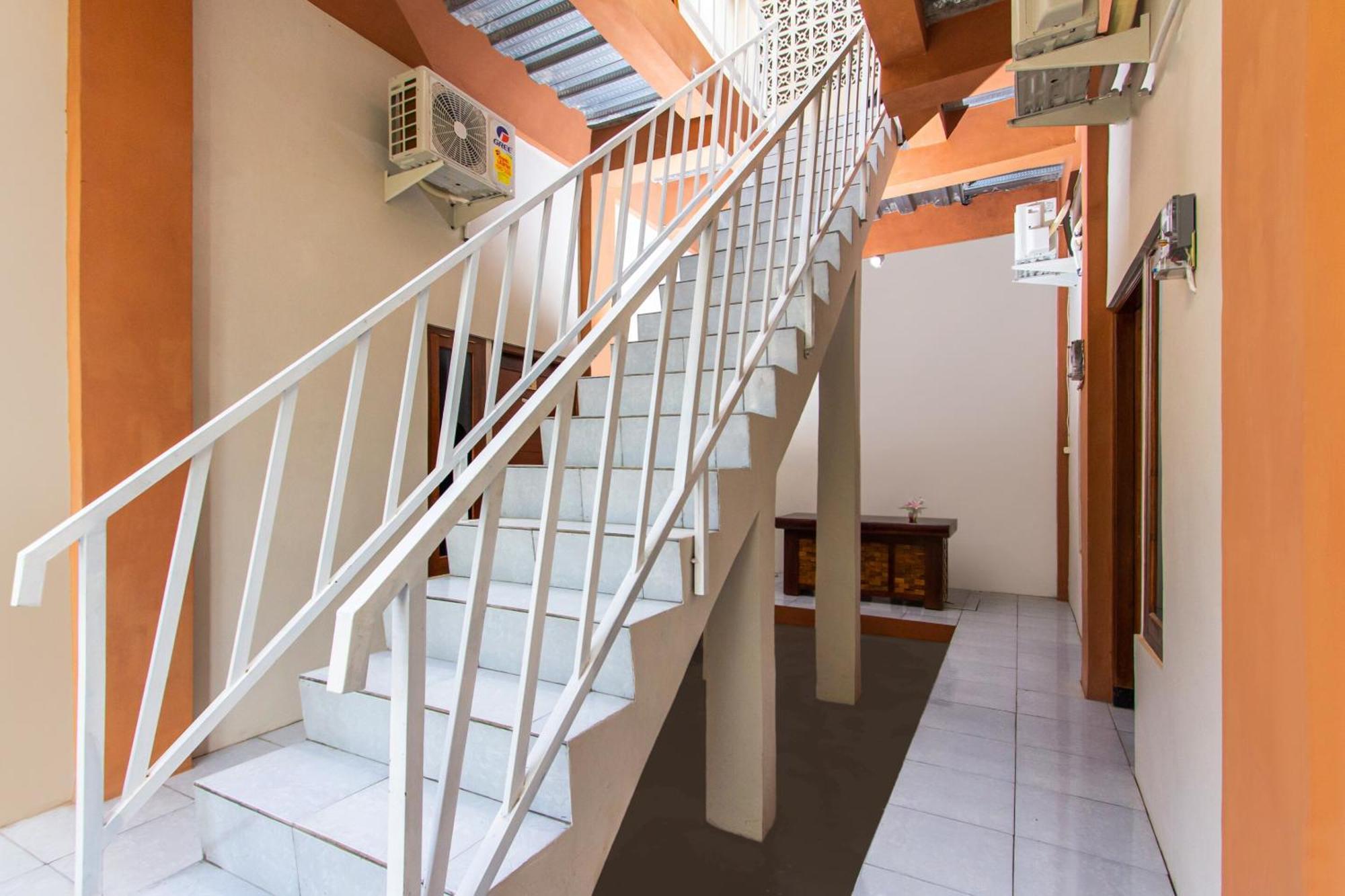 Oyo 1718 Homestay Wak Gobenk Salakan Экстерьер фото